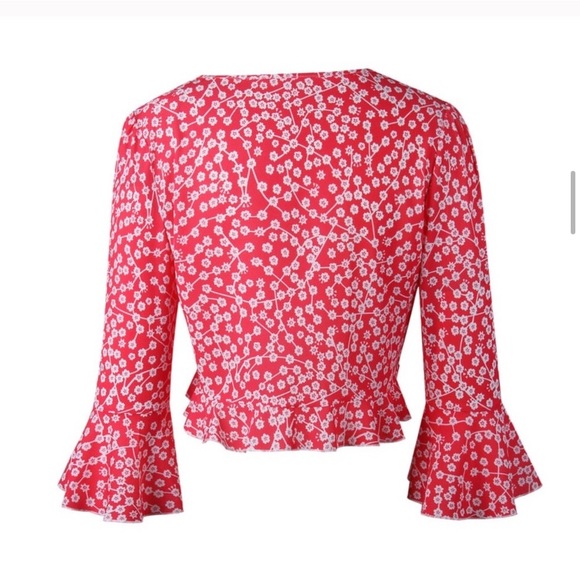 Adorable Front Tie Crop Top - Picture 7 of 8